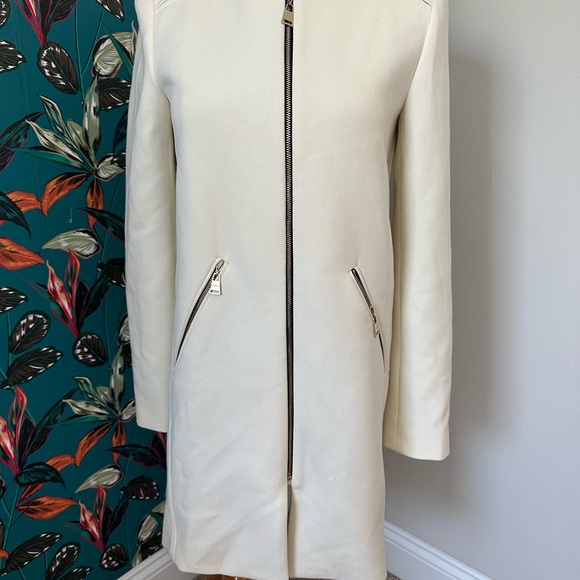 Zara Women's Size xSmall 3/4 Sleeve Collarless Full Zip Coat cream - Picture 2 of 6